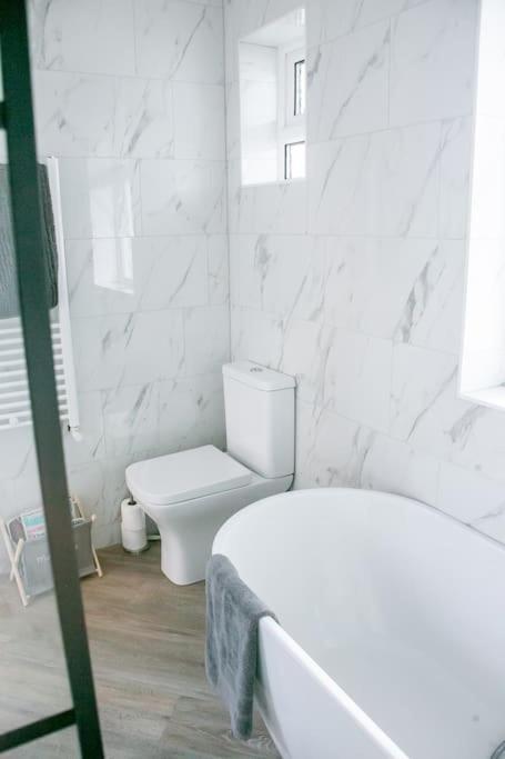 Coastal Haven In Leigh-On-Sea Apartment Сътън он Сий Екстериор снимка
