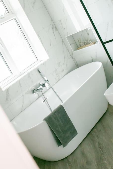 Coastal Haven In Leigh-On-Sea Apartment Сътън он Сий Екстериор снимка