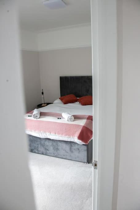 Coastal Haven In Leigh-On-Sea Apartment Сътън он Сий Екстериор снимка